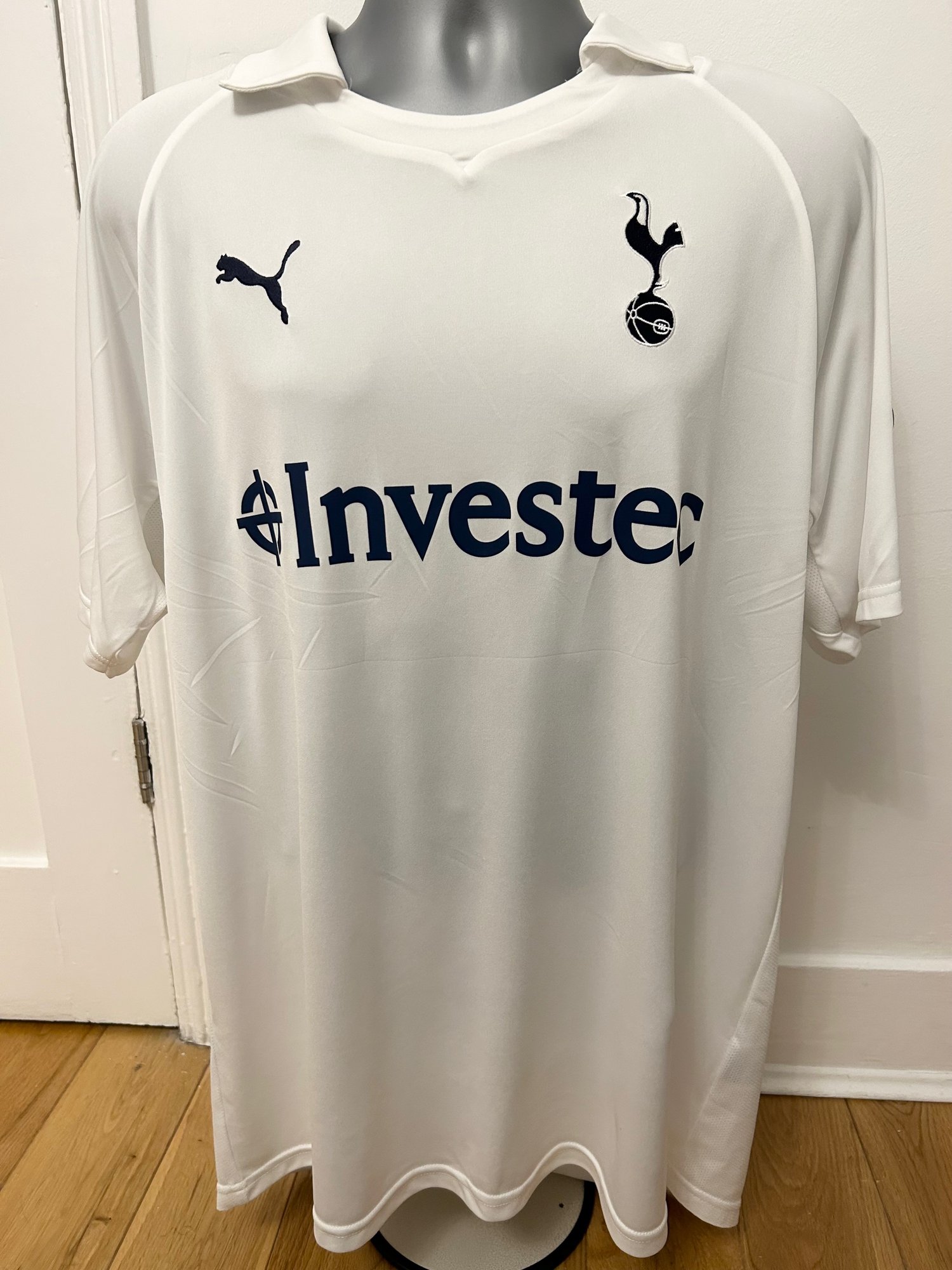 Image of Tottenham Hotspur “VAN DER VAART” 2011/12 Home Cup Shirt + patches (XL)