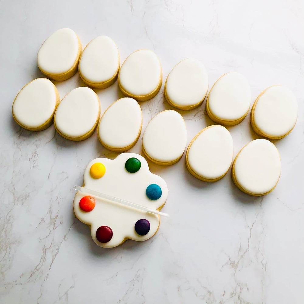Image of DIY Watercolor Cookie Kit (12 mini cookies plus full size paint palette cookie and paintbrush.)