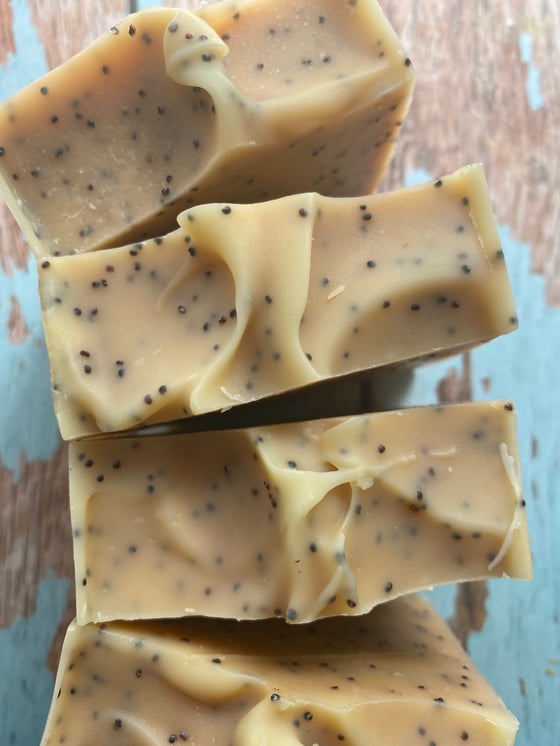 Image of Lemongrass & Poppyseed Artisan Soap