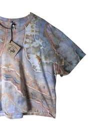 Image 3 of L Crop Tee in Earthy Geode Ice Dye