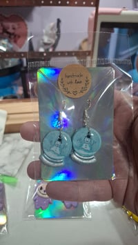 Snowman globe earrings 