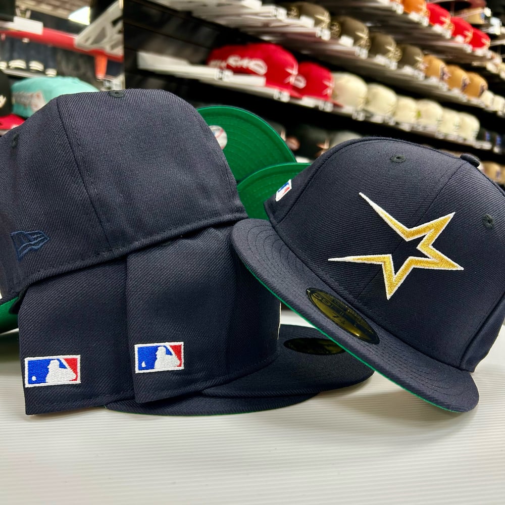 New Era 59Fifty Navy Gold  OG Side Batty