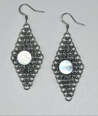 Image 1 of 'By the Sea' Stainless Steel Chainmaille Earrings 