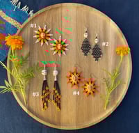 Image 2 of Entre Dos Mundos Pt.1 