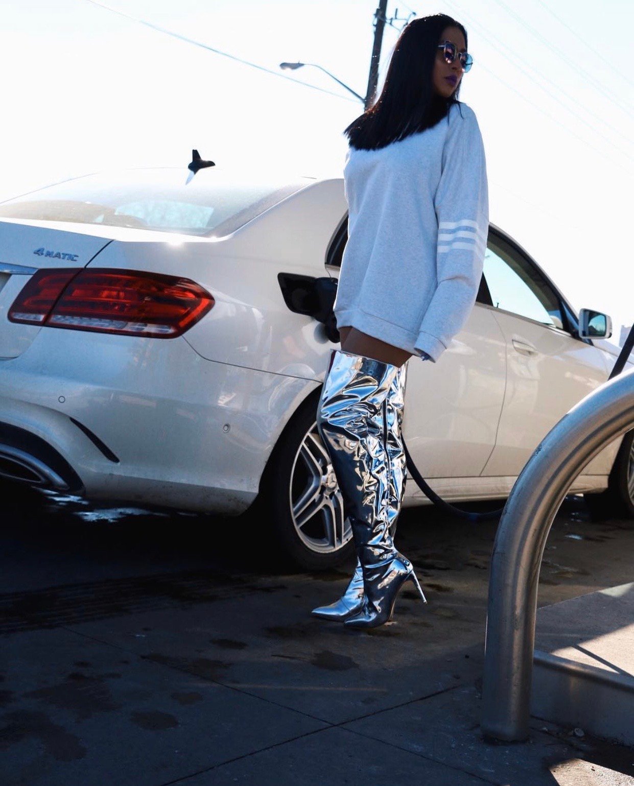 Image of METALLIC SILVER KNEE-HIGH BOOTS (US 10)