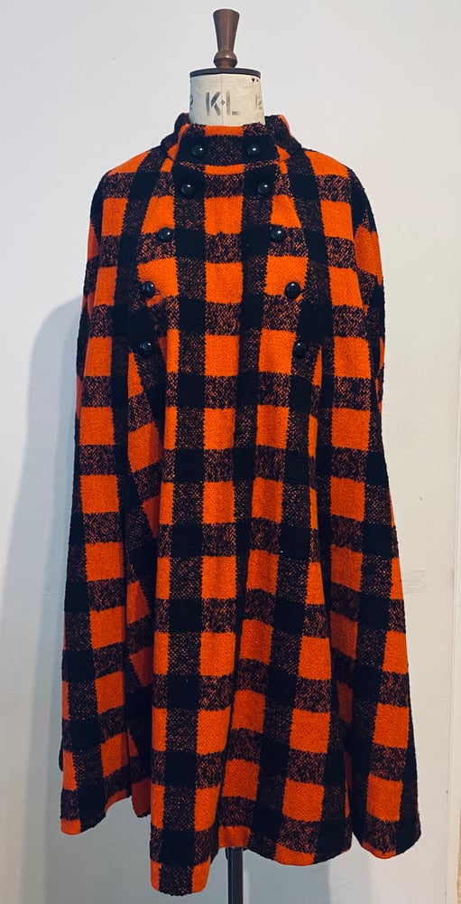 Image of Bold check belted stalker cape