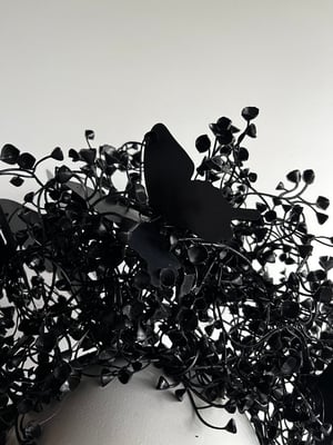 Image of Black foliage crown 