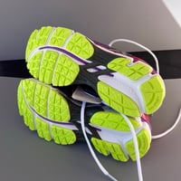 Image 5 of  Asics Gel Kayano 19 Running size: us7 uk5 eu38 cm24