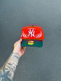 Image 3 of TRI TONE ORANGE GREEN NEW YORL YANKEES CUSTOM FITTED CAP