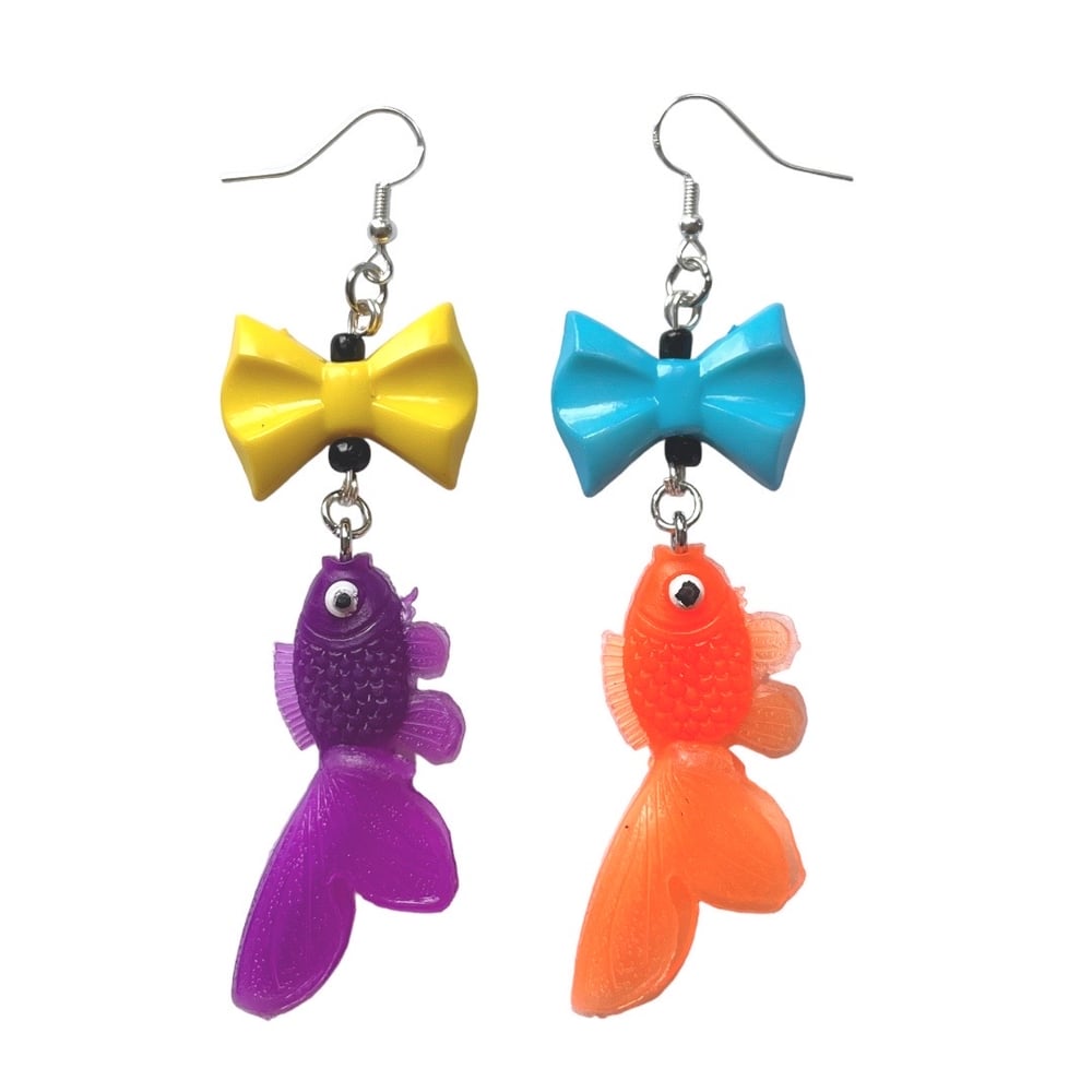 Image of Mismatch Fish Earrings
