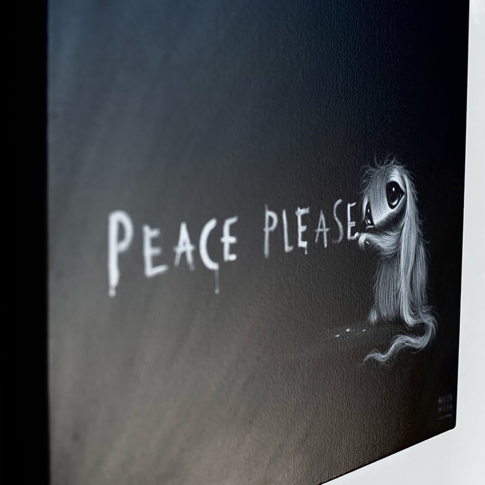 Image of 'Peace please'