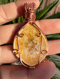 Image 1 of Lemon geode slice 