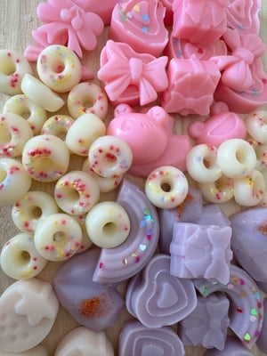 Image of LIMITED EDITION WAX MELTS