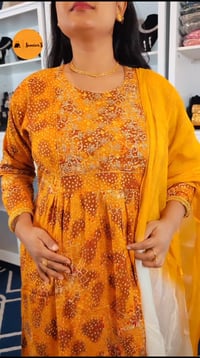 Image 4 of Soft Rayon Kurtha Set (Naira Cut) - Design #  2