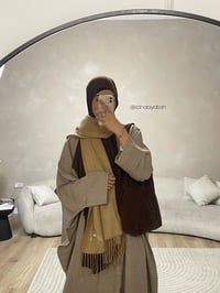 Image 4 of Beige Saudah Abaya