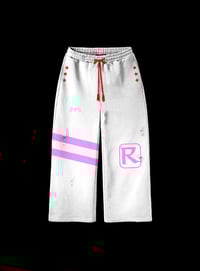 SHOOT FOR THE STARS V2 SWEATS “WHITE COLORWAY”