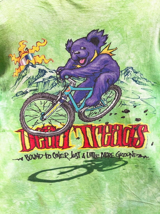 Grateful Dead 1995 ‘Dead Treads’ T-Shirt - Size XL