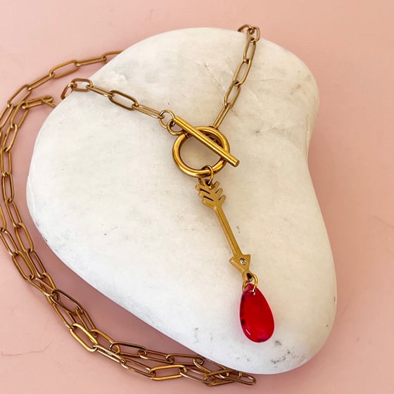 Image of Gold Arrow and Red Droplet Paperclip Chain