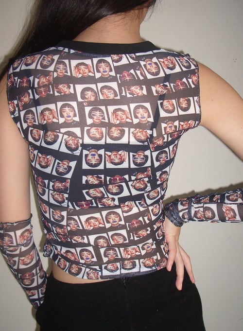 Image of TWO-FACED TOP