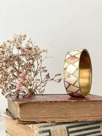 Image 3 of Bracelet nacré et laiton 