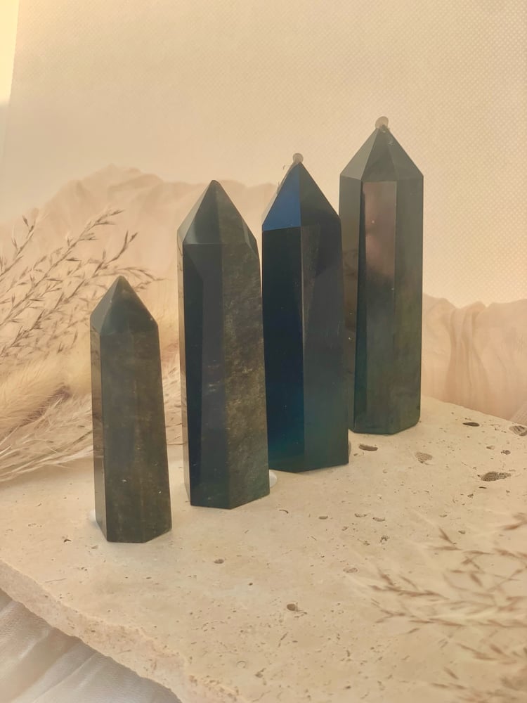 Image of Gold Sheen Obsidian Towers sml 