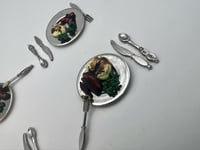 Image 4 of miniature 1:12 scale dinner plate set of 4