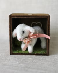 Image 1 of pipe cleaner Rosa the lamb