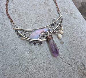 Amethyst and pearl necklace 