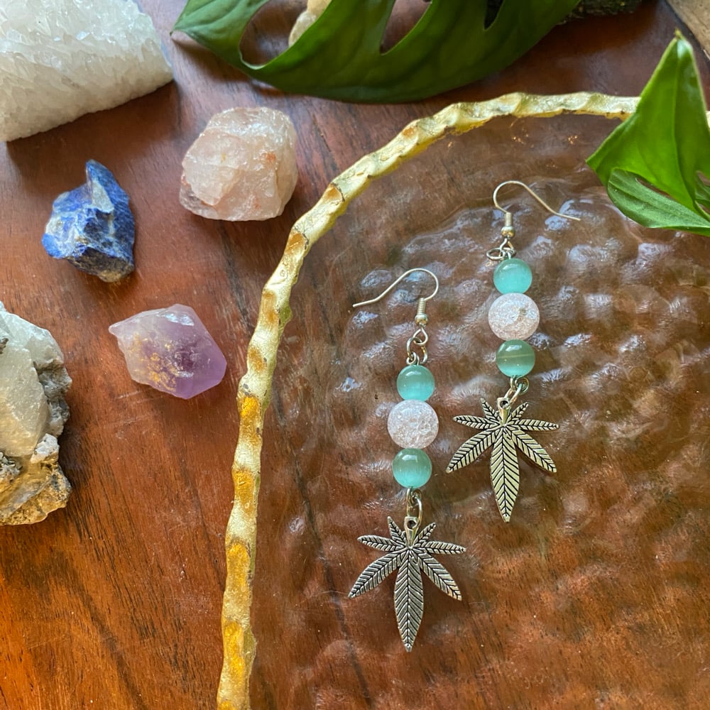 Image of pink fog earrings 