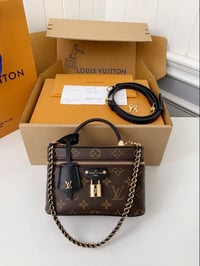 Image 4 of LV box chain bag🤎🐻 