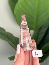 Image 12 of SANGRIA LACE AGATE RING HOLDERS