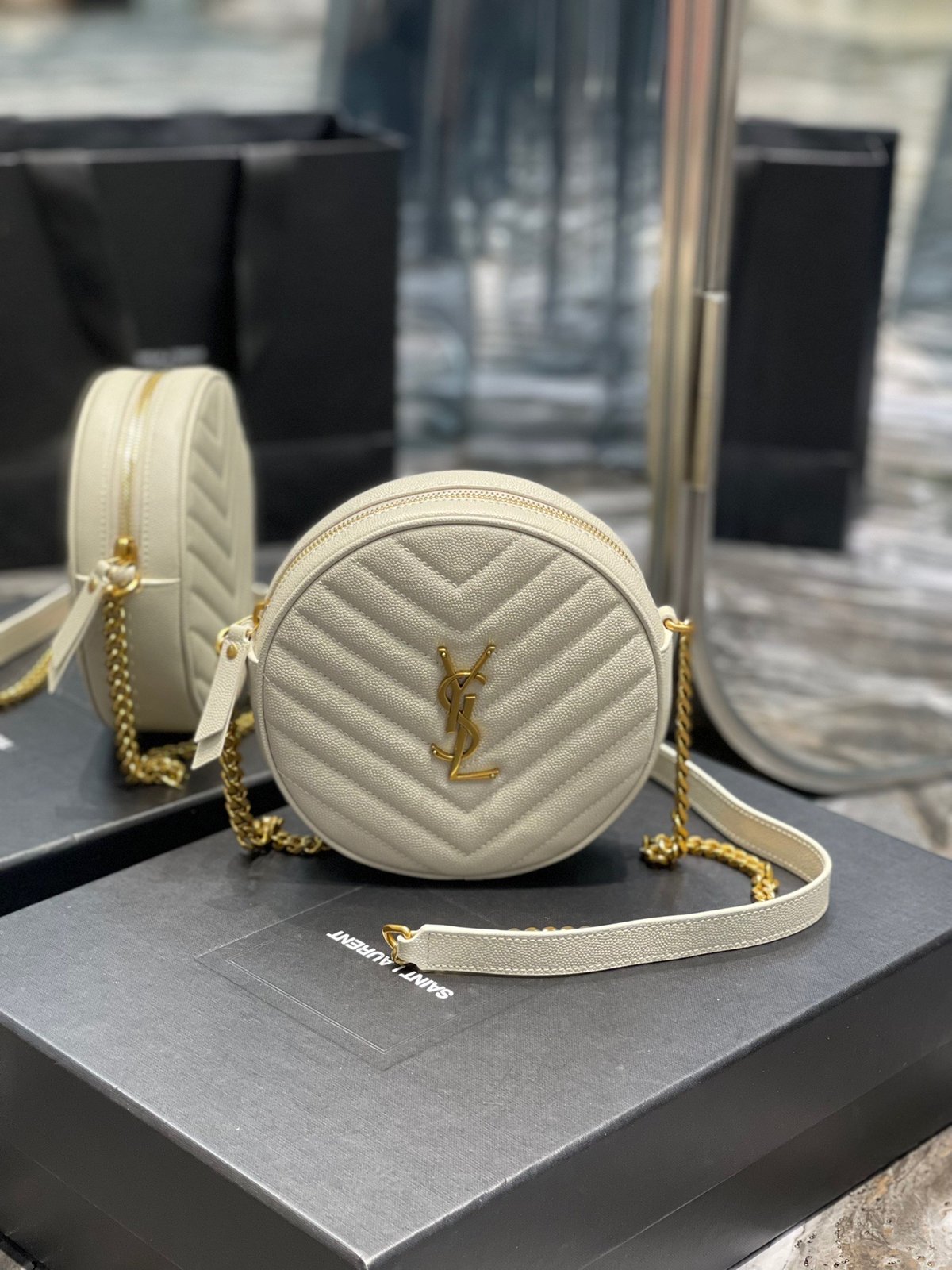 Ysl best sale round purse