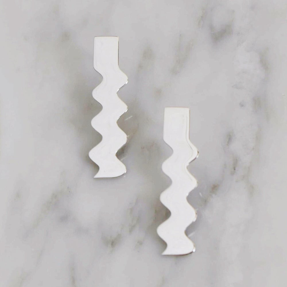 Image of 154 Wave silver stud earrings