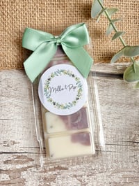 Image 1 of Nectarine Blossom and Honey scented snap bar