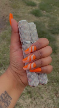 Image 3 of Nails - Long (Orange Swirl)