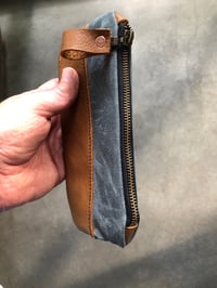 Image 2 of Zipper pouch made in grey waxed canvas and cognac oiled leather