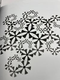 Image 6 of SO FAR : Tomas Tomas 108