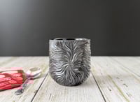 Image 2 of 552 Starburst Thumb Cup