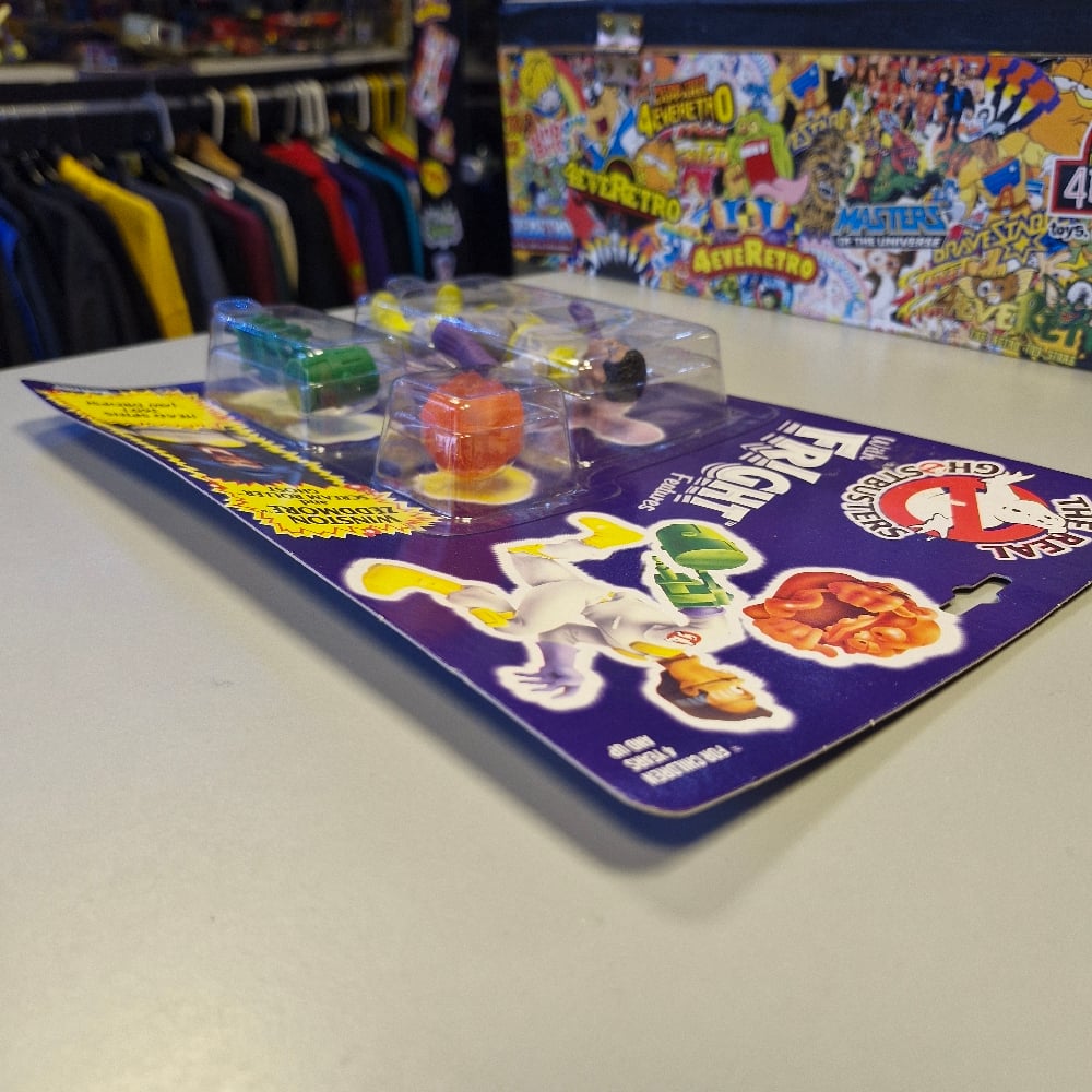 Image of Kenner The Real Ghostbusters Fright Features Winston Zeddemore & Scream Roller Ghost (Carded)