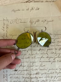 Image 2 of Lunettes solaires pince-nez du XIXème siècle, verres verts.