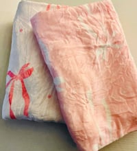 Image 3 of White and Pink Coquette Bow Throw Blanket 