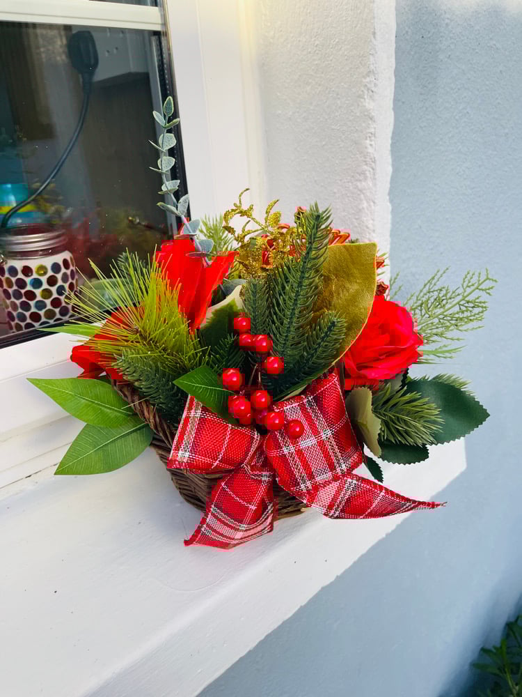 Image of Christmas Basket (Small) 