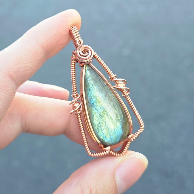 Labradorite in copper