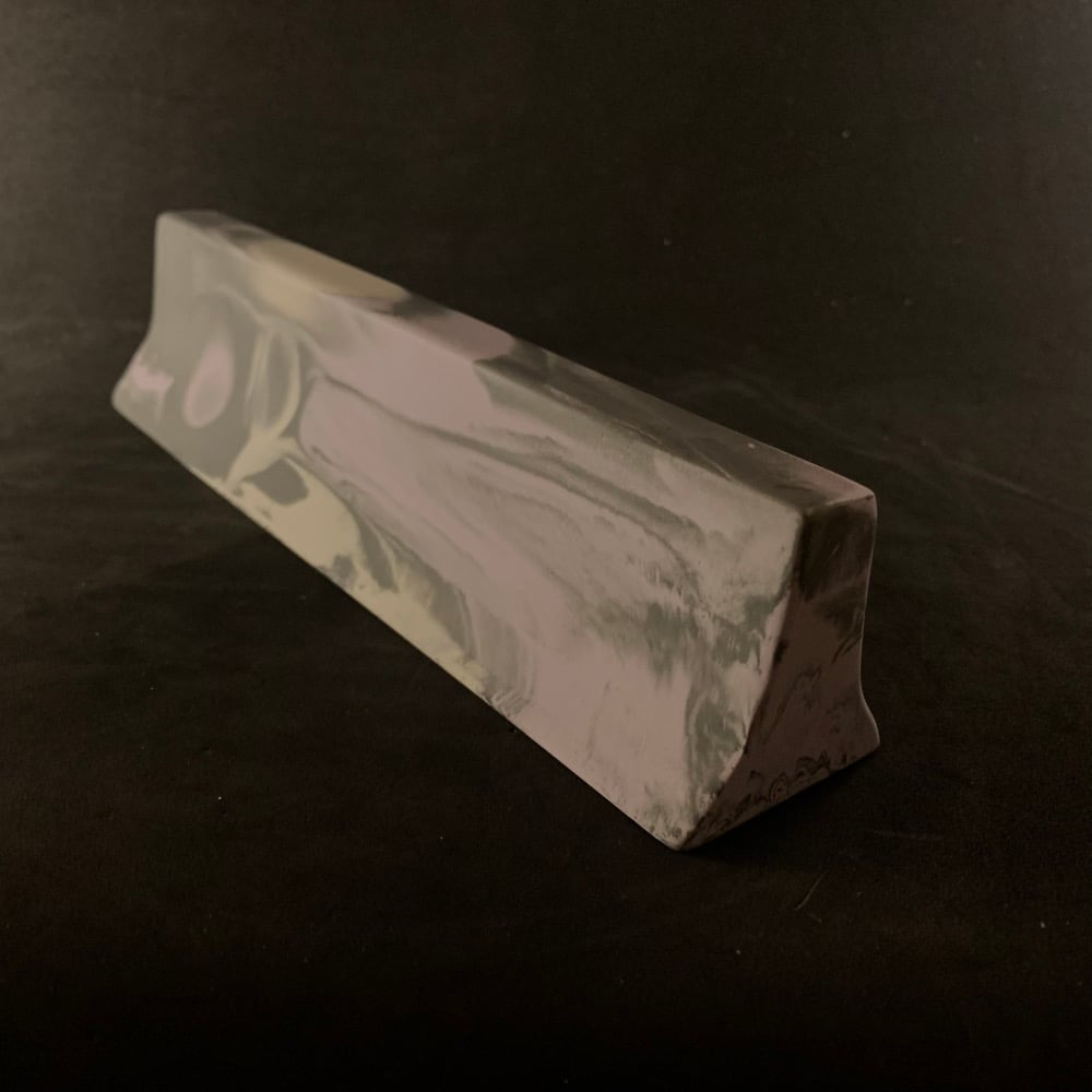 Image of Wired Ramps Mini Jersey Barrier (Dark Grey, White and Light Purple)