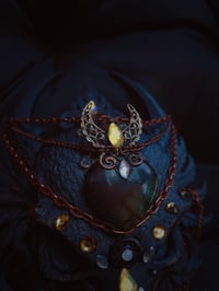 Image 3 of Adorned crow skull on filigree 