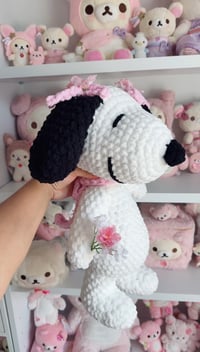 Image 1 of Jumbo Flower Snoopy