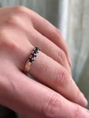 Belle bague jarretière en argent massif poinçonné, 4 grenats, vintage! 