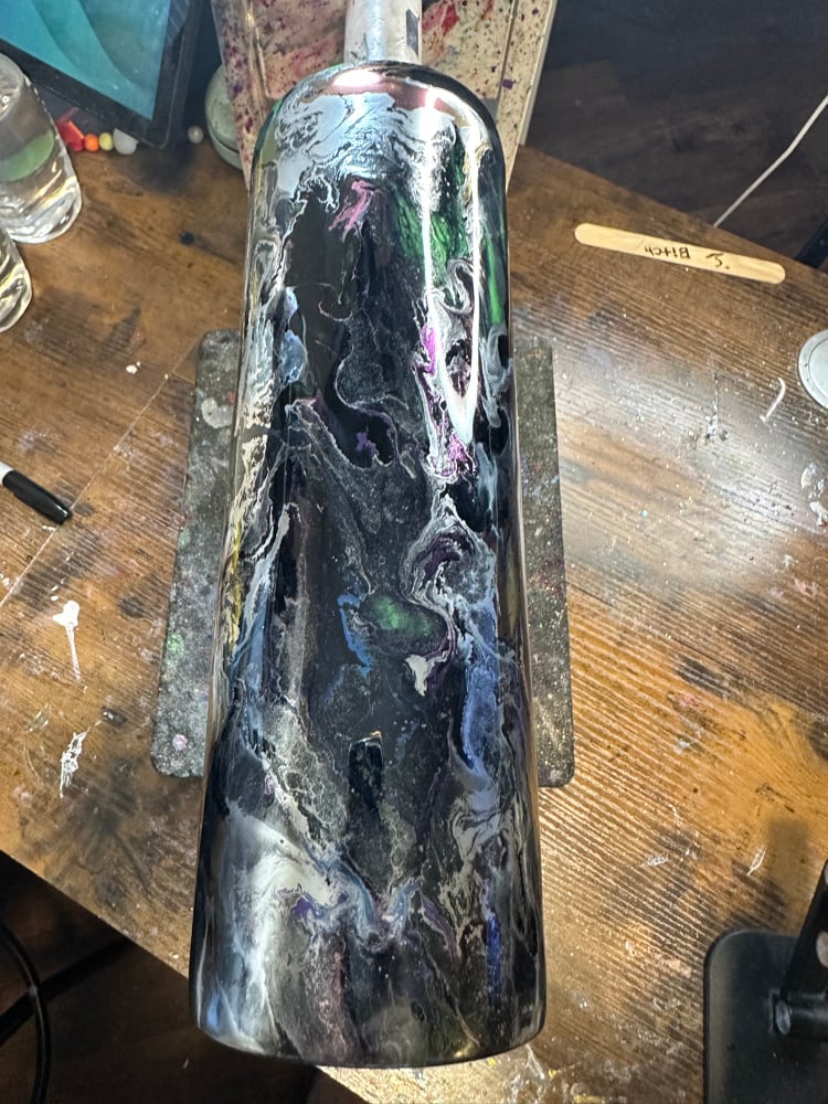 Image of 30oz Purple Silver Lightening 