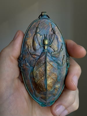 Leaf Insect Pendant Bronze