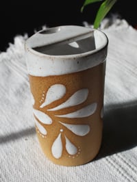 Image 2 of 'VERA BLANCA' Ceramic Travel Tumbler